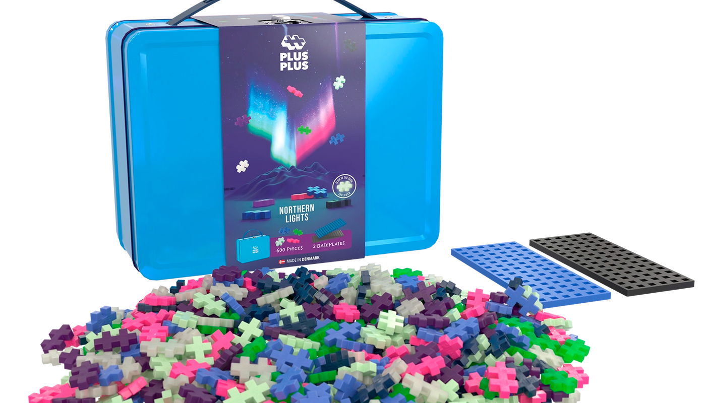 Blue Metal Suitcase with Northern Lights Color Mix - 600 pcs